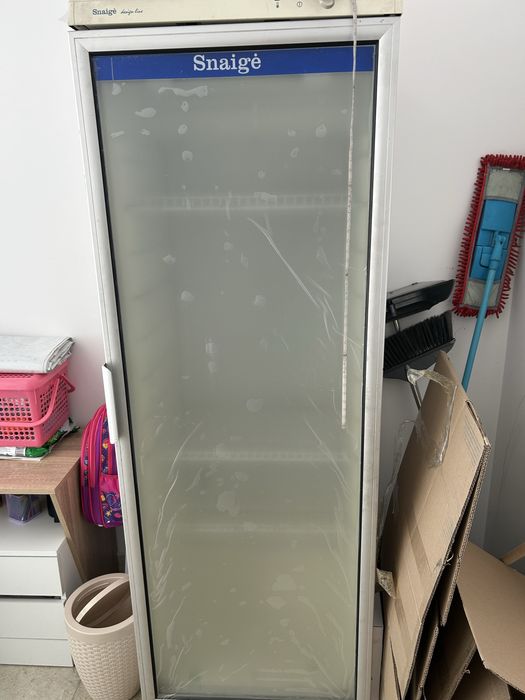 Холодильник, для магазинов/ офиса