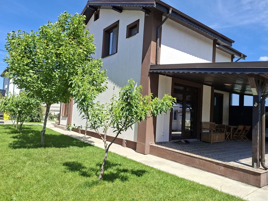 Proprietar, vând vilă în zona Ford - Hamat - Ionumi