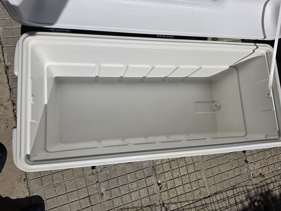 Хладилна Чанта IGLOO Maxcold Premium 156 l
