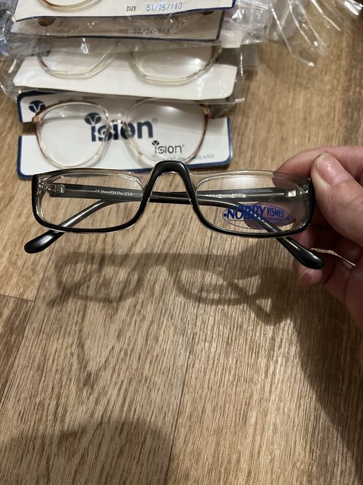 Продам оправы очков