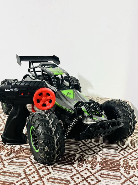 Masina pe telefomandă