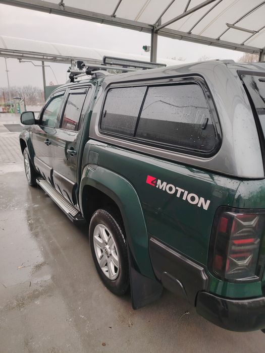 Vând hartop Volskwagen amarok în stare bună