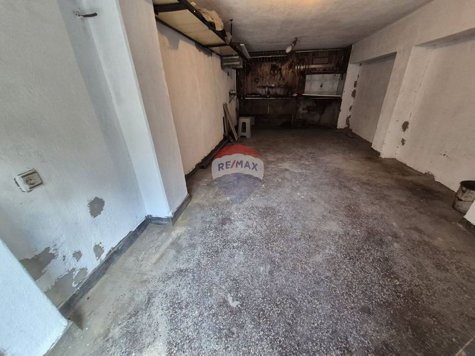 Дава се под наем Гараж / Паркомясто в Варна, Победа - 18 кв.м за 153 € - Снимка #3