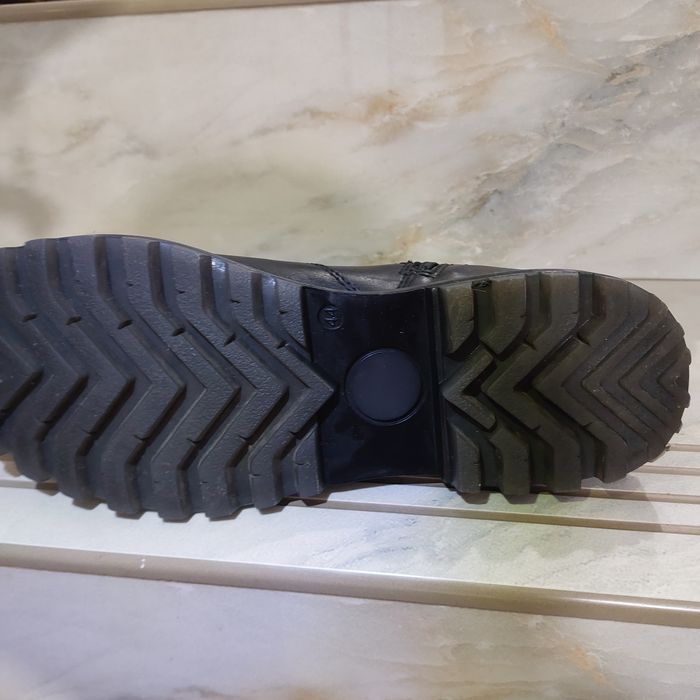 Ghete  Ducati din piele!!