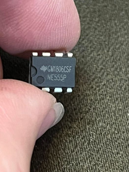 Електронни компоненти