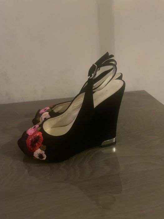 Продам босоножки Fabiani 34.5 размер