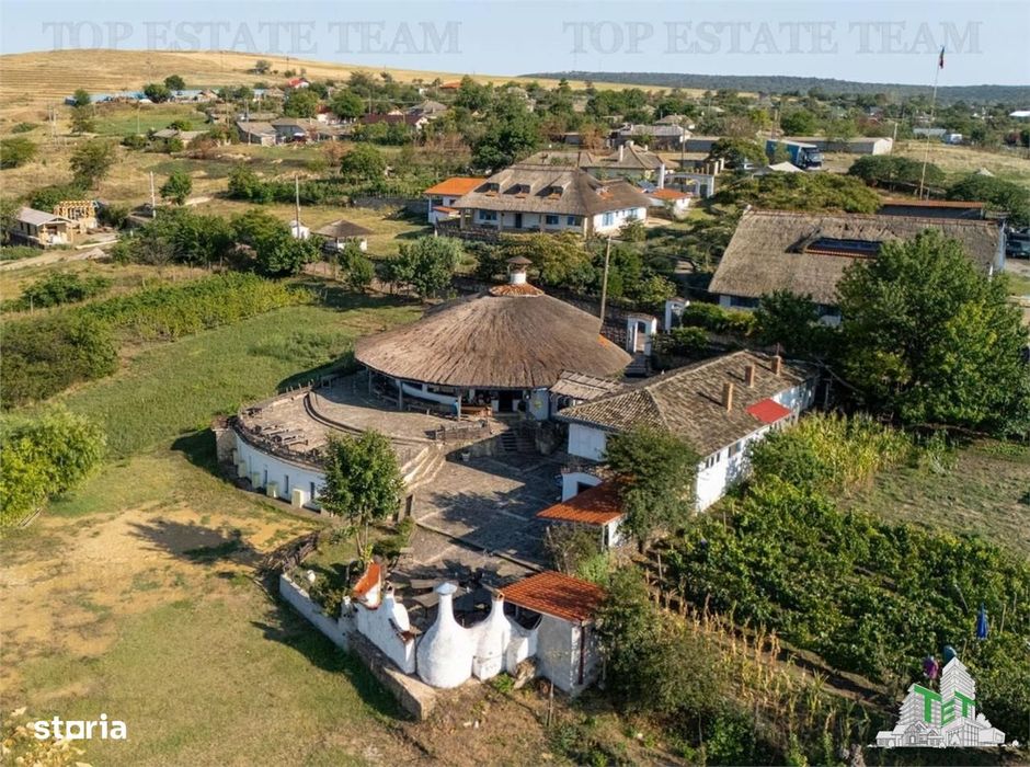 Resort Delta Dunarii | 21 camere | 18 unitati cazare | aproape de Mare