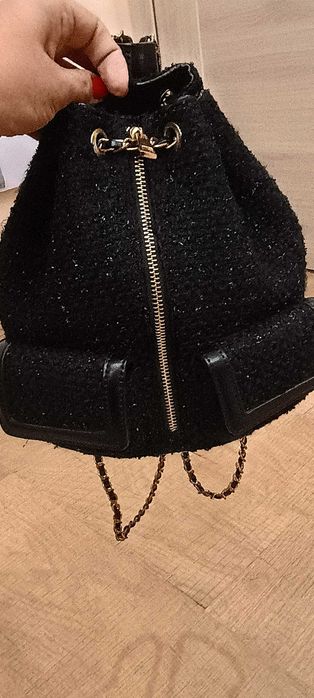 Черна , малка  раничка Мохито