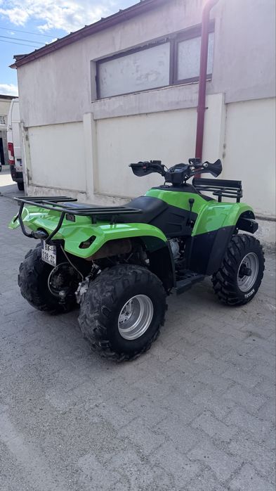 Vând ATV Linhai 300