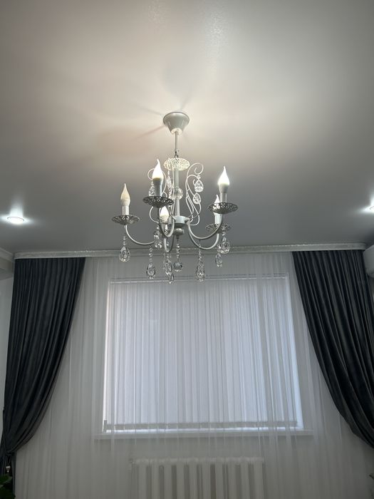 Люстра 5 ти рожковый