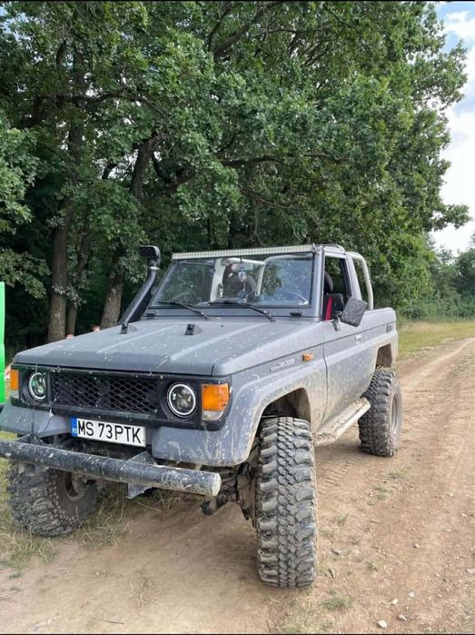 Toyota Land Cruiser LJ73 AUTOUTILITARA