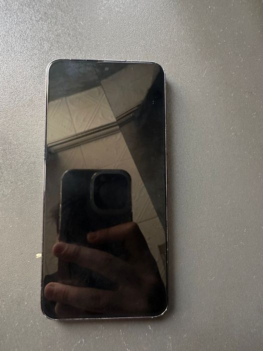 Samsung s22 8/128