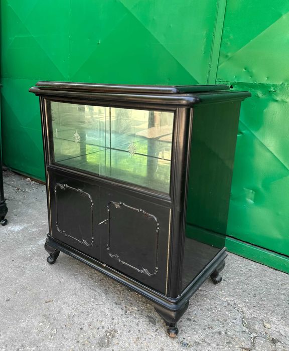 Comoda Vintage cu Vitrina si blat rotativ Stil Rococo; Mic Dulap