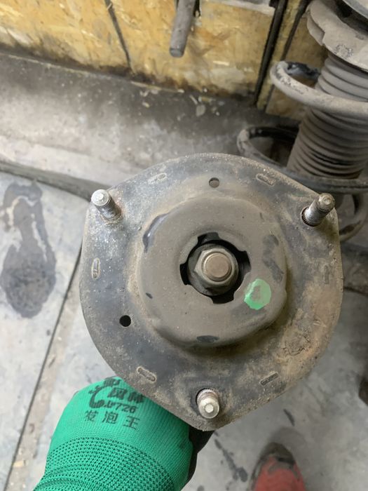 Стойки на тайота 30 ка