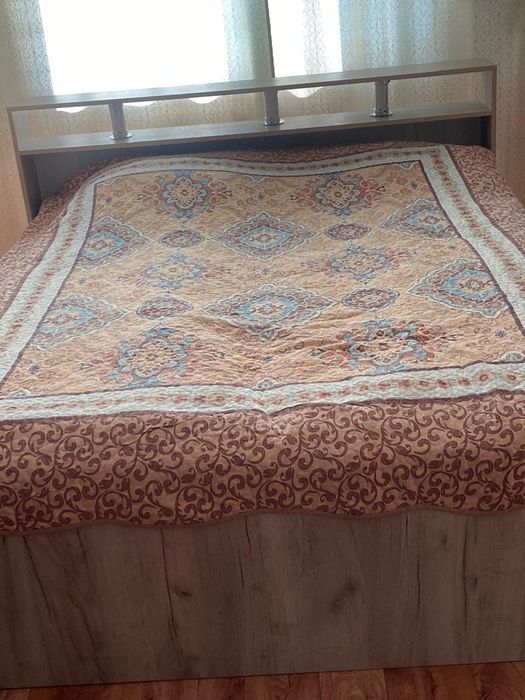 Срочно продам кровать спальный