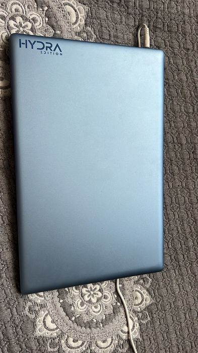 Ноутбук  HYDRA 8/256g