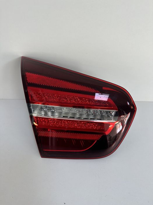 Mercedes GLA 156 facelift заден вътрешен стоп