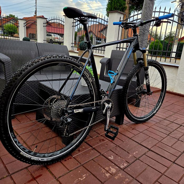 Bicicleta CUBE 29~Frane disc hidraulice~Furca FOX~foarte usoara~marime XL