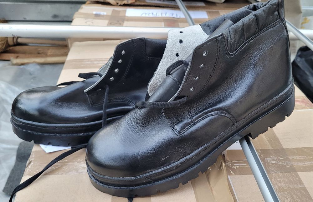 Pantofi de lucru din piele, NOI