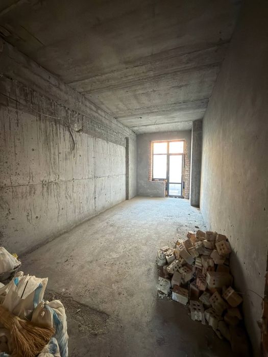 Срочно продаётся 4х-комнатная квартира