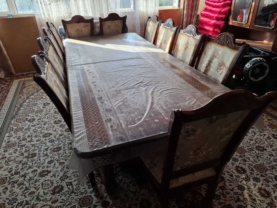 12 kishili stol stul