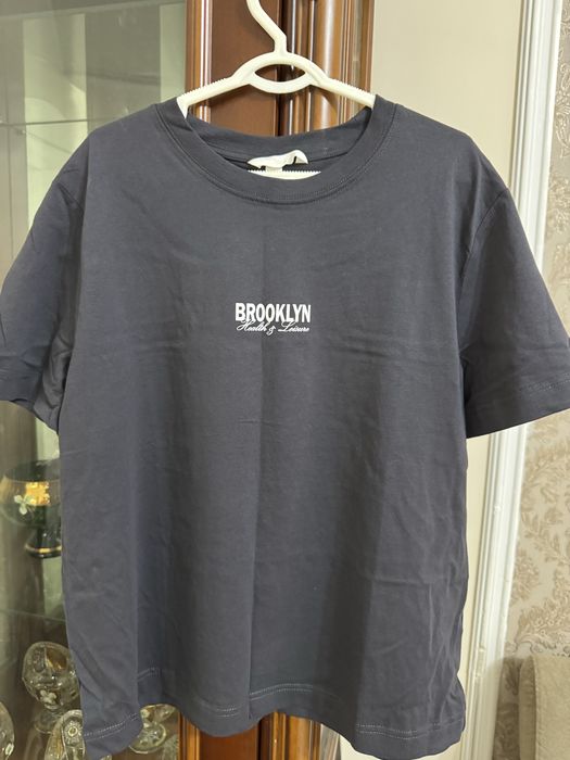 Женские футболки из Америки от бренда H&M