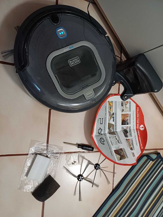 Прахосмукачка робот Black and Decker