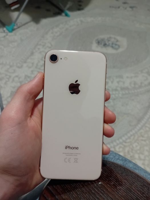 СРОЧНО. Продаётся Iphone 8