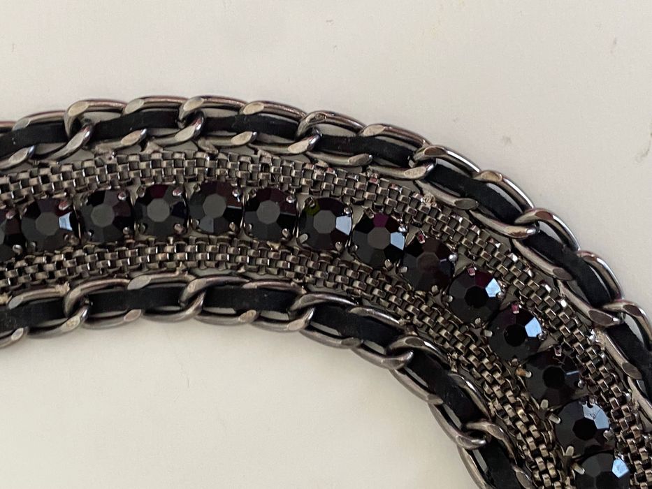 Украшение на шею