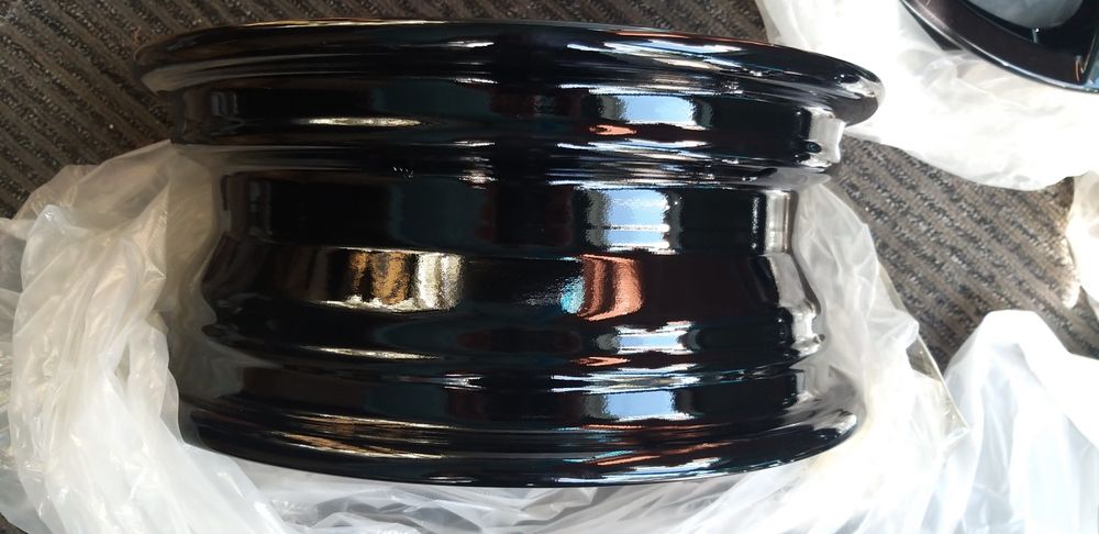 Продам диски новые