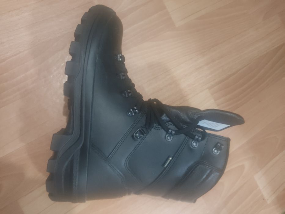 Ботинки зимние с высокими берцами