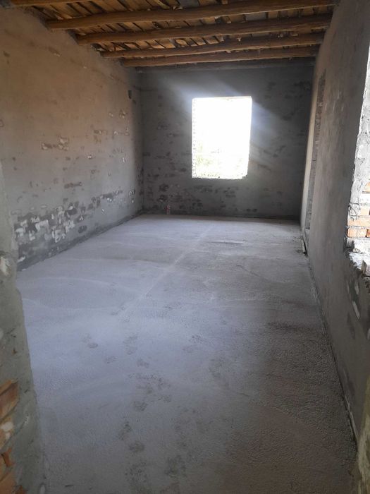 Zudlik bilan sotiladi