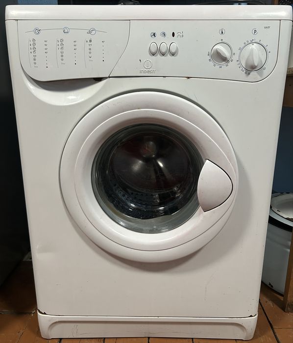 Стиральная машина автомат