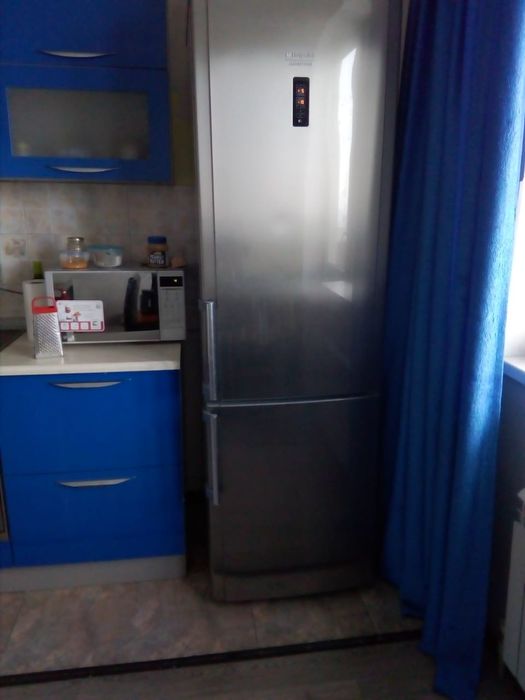 Холодильник Аристон