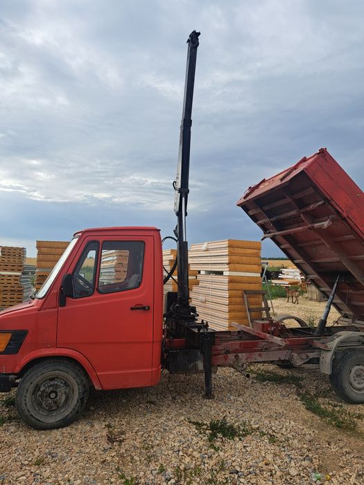 Самосвал с Кран Мерцедес 310