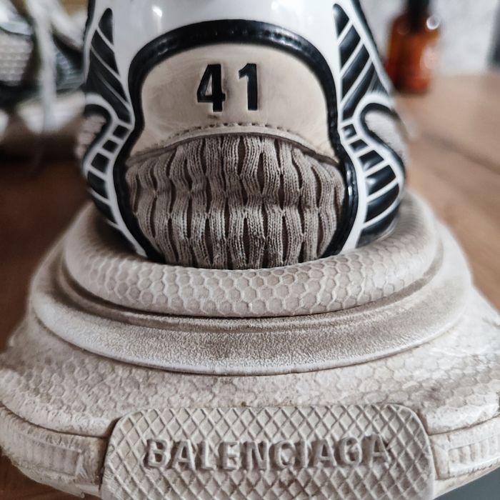 Balenciaga 3xl white