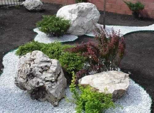 Белая галька декоративная