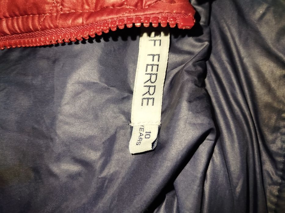 Куртка фирменная осенняя ,на 10 лет.