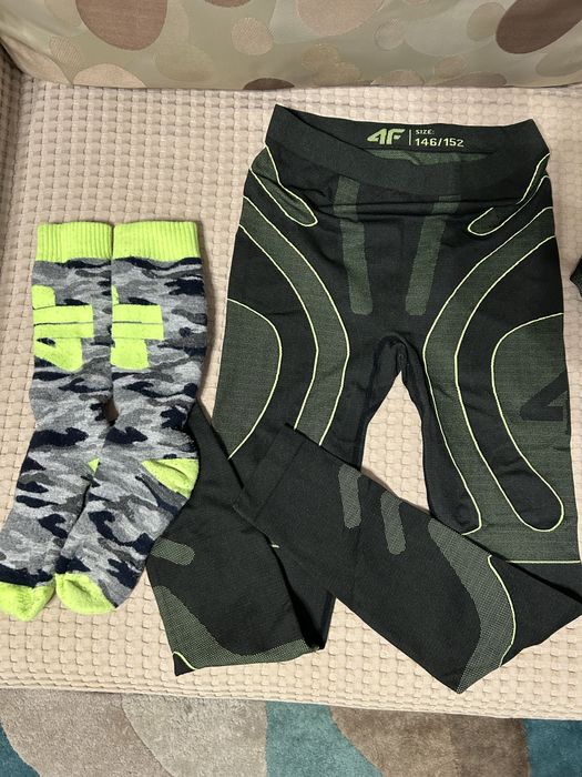 Geacă si pantaloni de schi, membrana 10000 , costum termic de la 4F