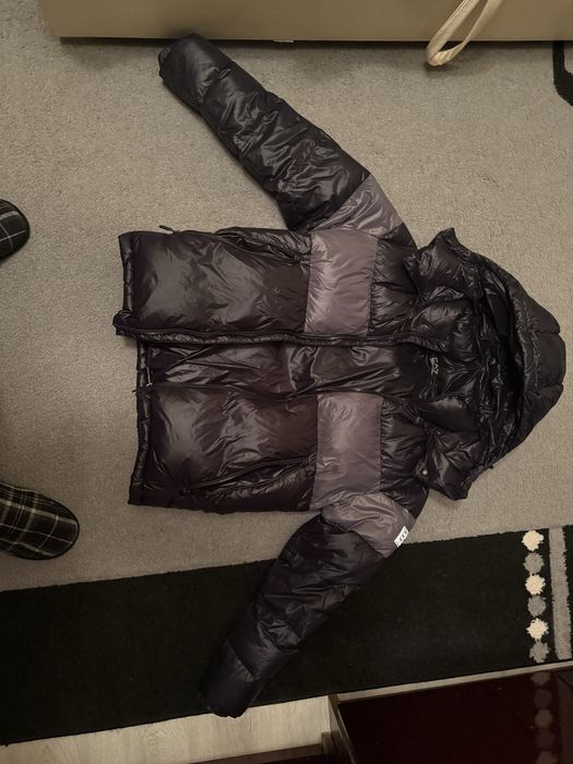 продавам яке на EA7