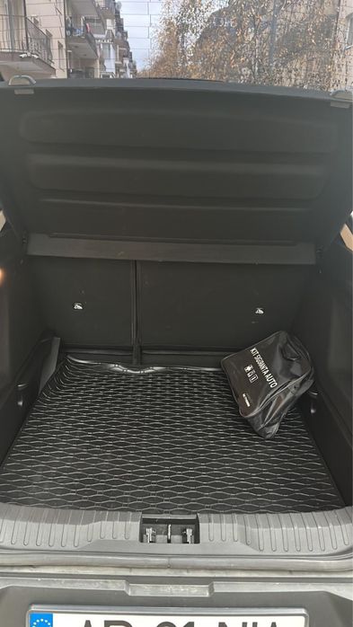 Vând Renault Arkana