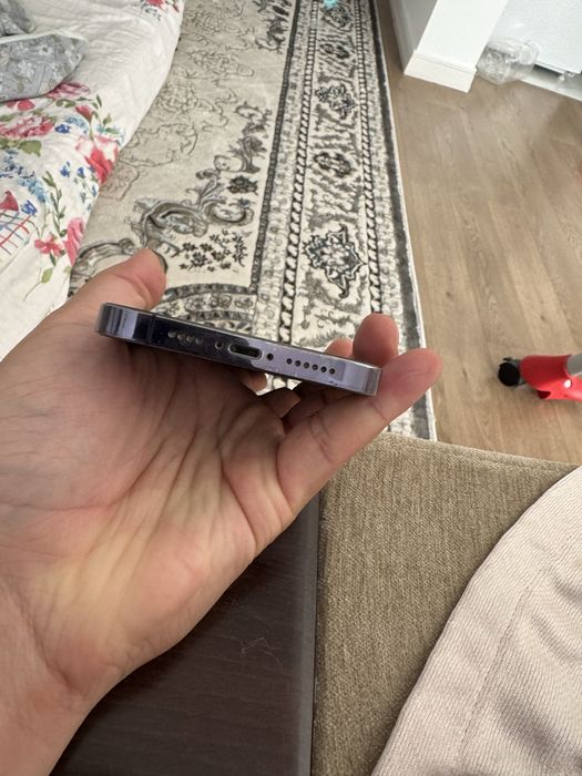 Продам Iphone 14 pro max айфон