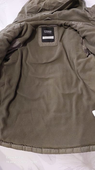 Продам детскую куртку