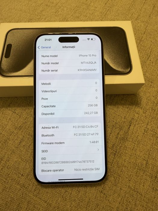 iphone 15 pro de 256gb white titanium, impecabil, ca NOU
