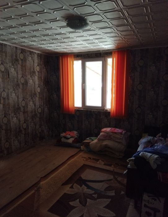 Продава етаж от къща в с.Дяково