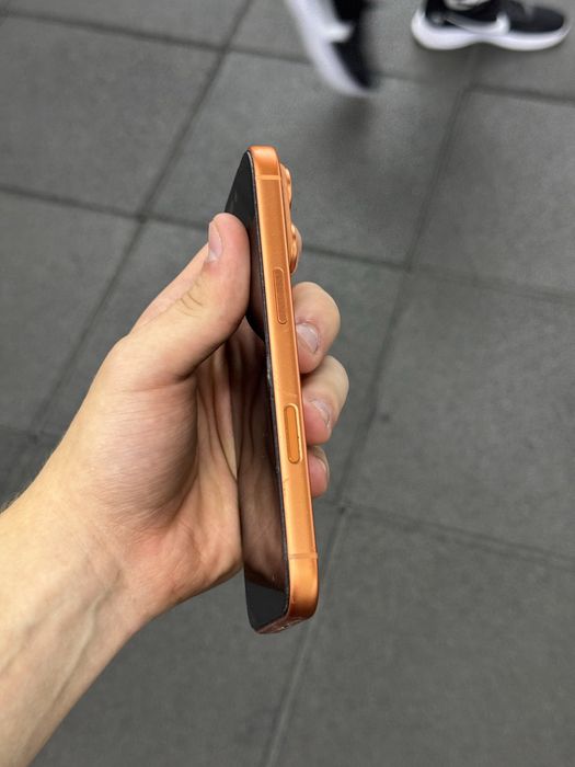 В продаже Iphone 17Pro