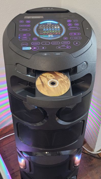 Продавам  SONY MHC-V82D - audio system