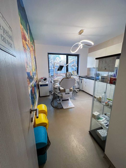 Clinica stomatologica de vanzare Bucuresti
