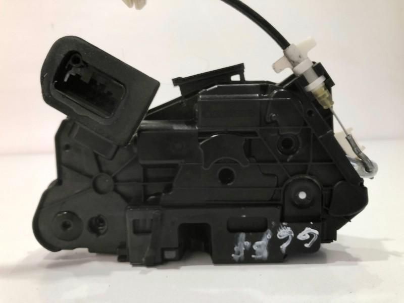 Broasca usa stanga fata Volkswagen Golf 6 (2008-2013) 5k1837015b