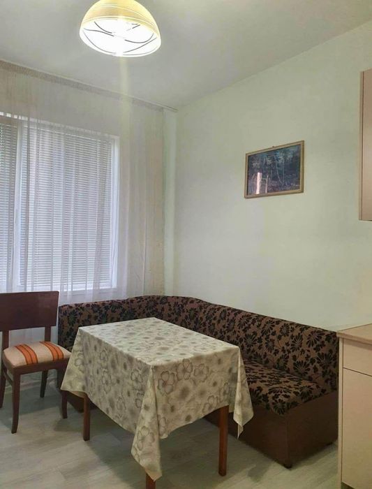 Дава се под наем Етаж от къща в София, Стрелбище - 100 кв.м за 498.27 € - Снимка #3